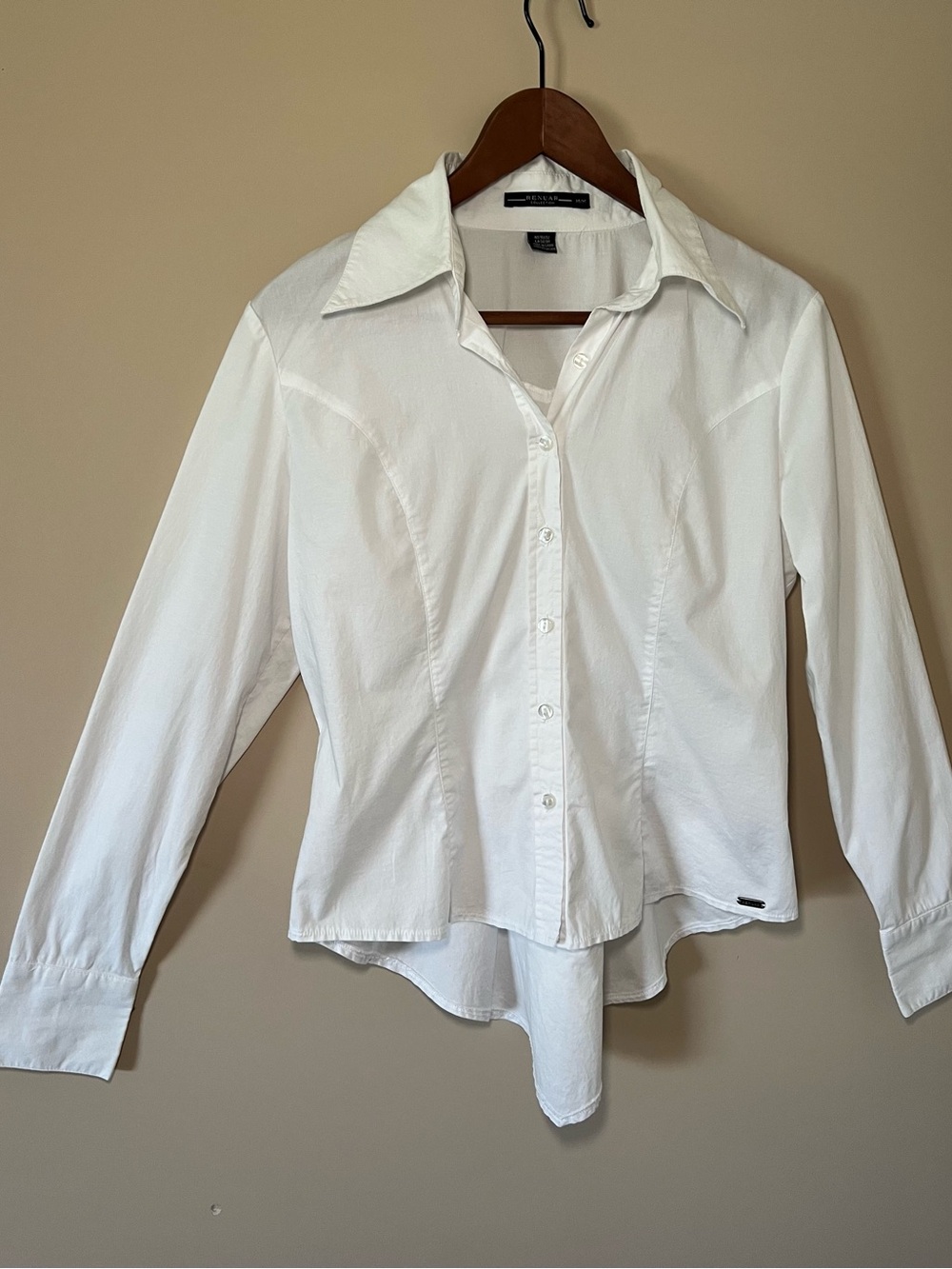 Renuar White Women's Button-Down Shirt with Point Collar